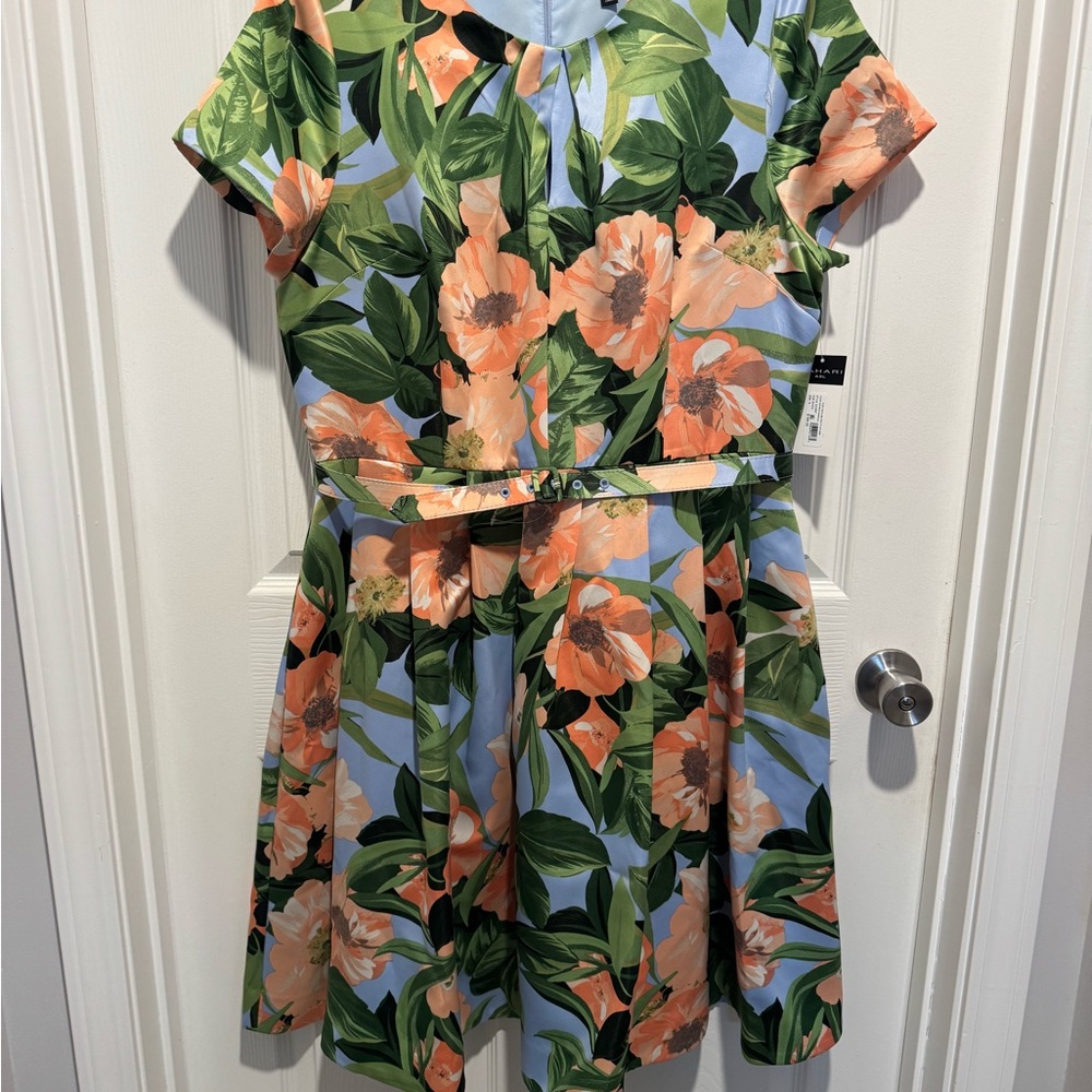 Floral women’s Dress with Belt